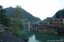 自贡去哪里旅游好(去哪里旅游好玩)