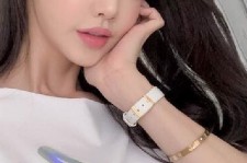 自贡全国在线兼职女伴游联系人(富婆中介2717281818)