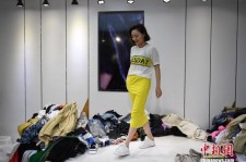 自贡兼职模特试衣服(兼职做试衣模特好吗)