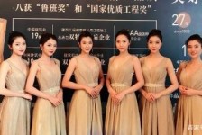 自贡模特能够兼职吗(模特能够兼职吗百度)