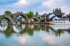 自贡上海旅游攻略(上海旅游攻略手抄报)