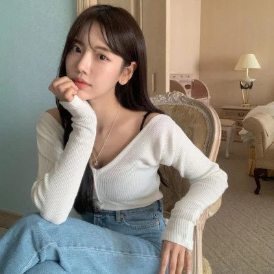 自贡伴游女生邓丽丽的资料