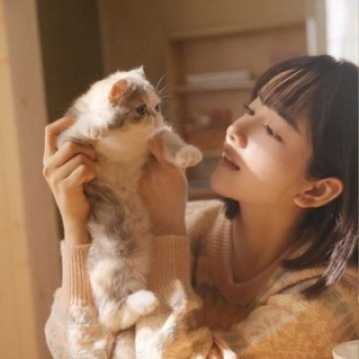 自贡伴游女生邓珊珊的资料