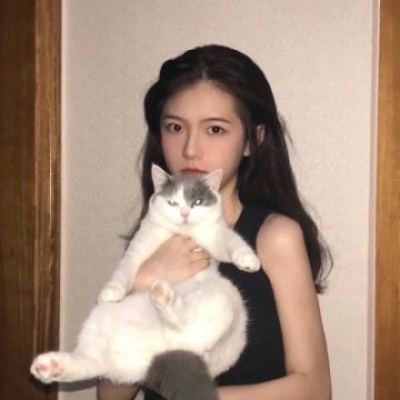 自贡伴游女生杨芃寒的资料