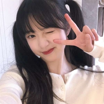 自贡伴游女生马思涵的资料