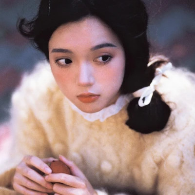 自贡伴游女生苏沫然的资料