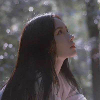 自贡伴游女生秦鹿鸣的资料