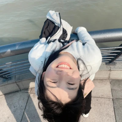 自贡伴游女生李琳洁的资料