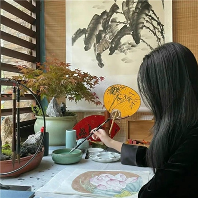 自贡伴游女生源又菡的资料