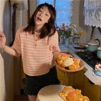 自贡伴游女生员婷双的资料